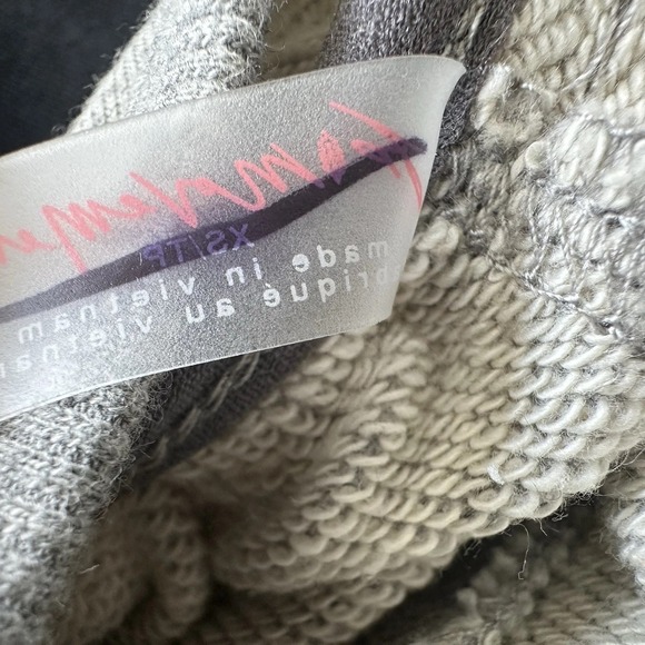 FREE PEOPLE Movement Such A Flirt Open Back Hoodie Romper Heather Gray Sz XS NEW - Picture 10 of 11